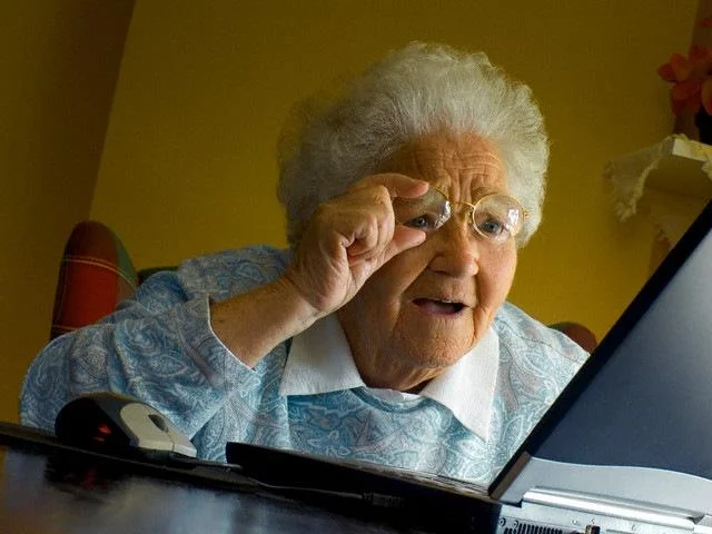abuela descubre el internet grandma finds the internet